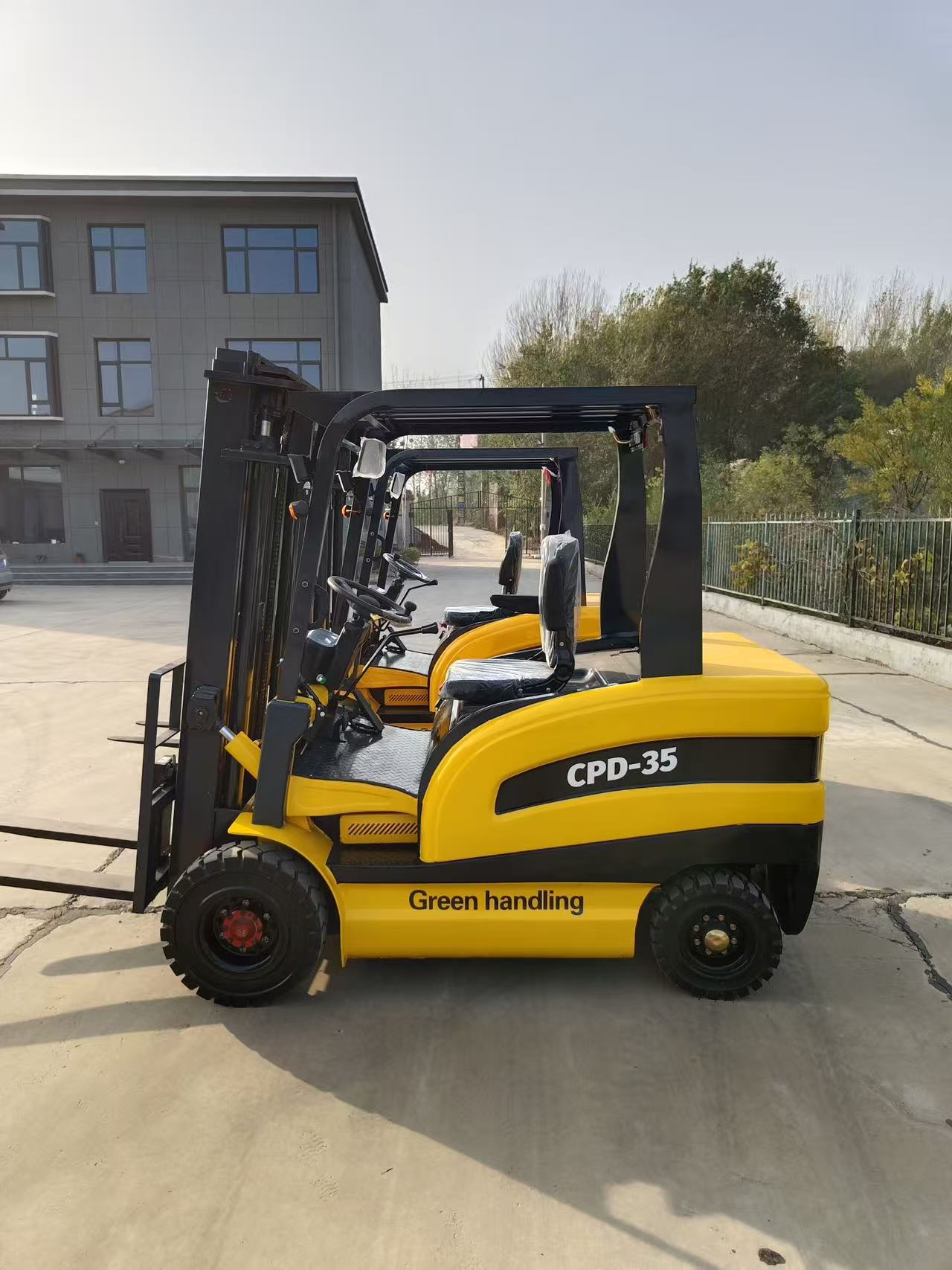 Chariot élévateur à palettes é - Electric Pallet Jack avis et prix