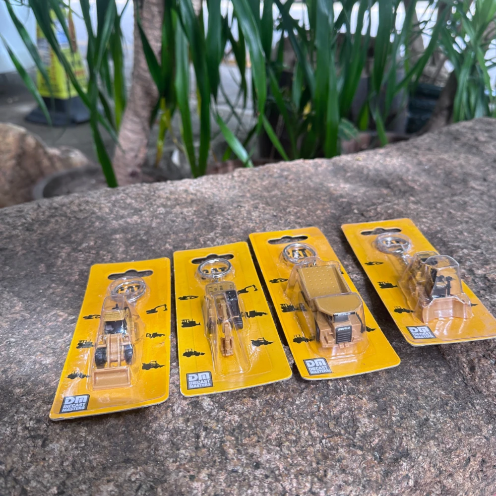 Mini porte-clés bulldozer d'in - Heavy Equipment Keychain avis et prix
