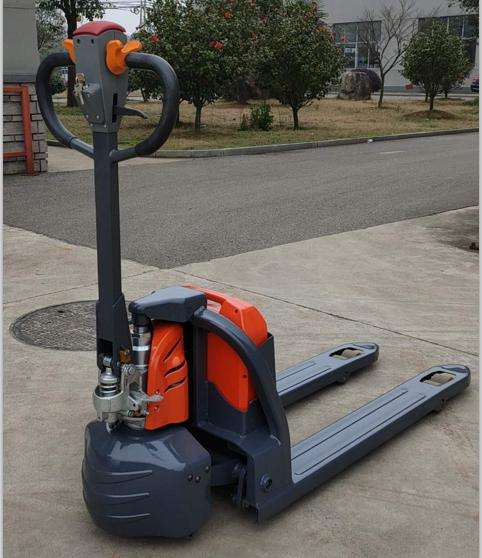Chariot élévateur électrique f - Electric Pallet Jack avis et prix